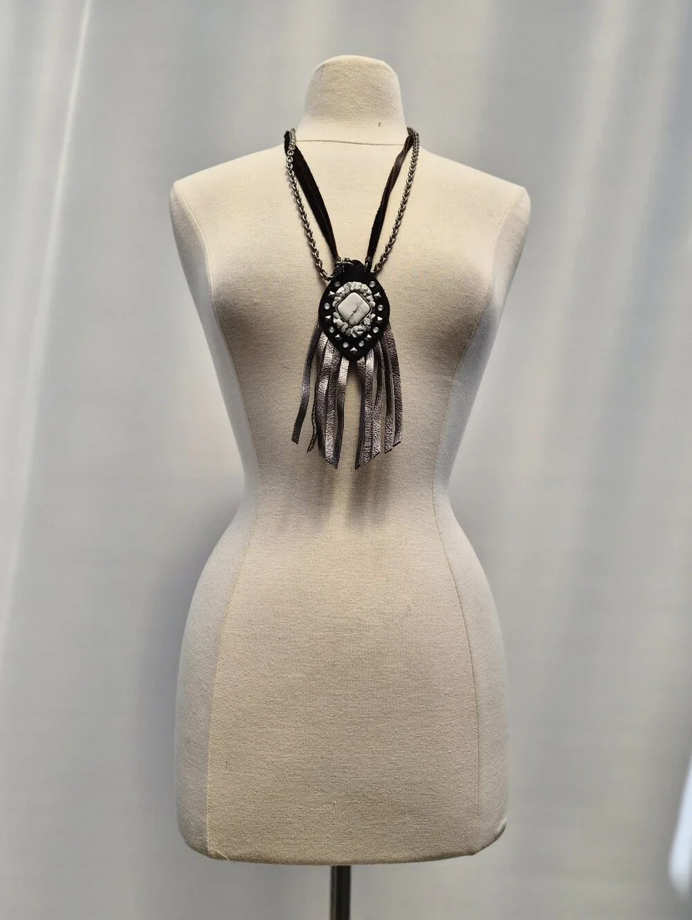Leatherock Western Rocker Fringe Necklace White Stone Studded Black Leather Cord